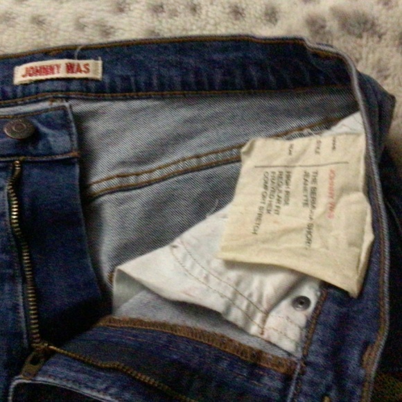 Johnny Was Jeanette Bermuda shorts - Picture 5 of 5